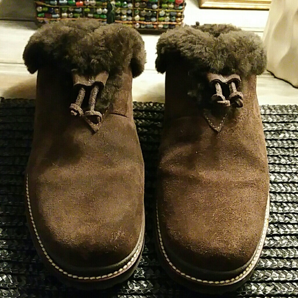 Awesome L.L.Bean Suede&Shearling Slippers.Euc! - image 1